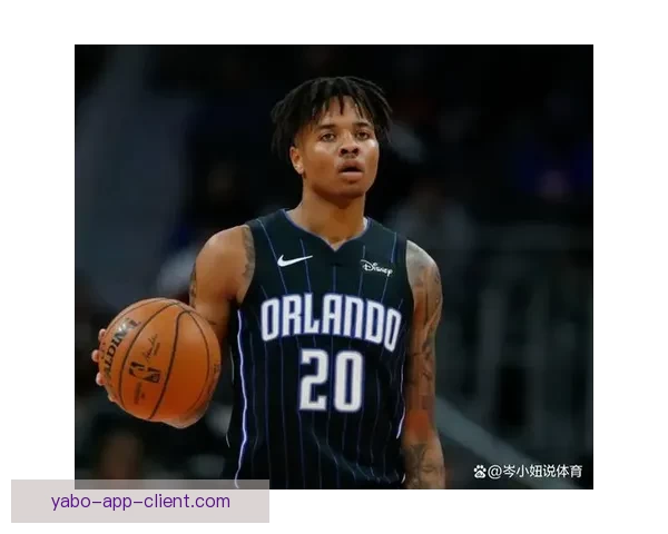 富尔茨迎来猛龙生涯首秀 接巴恩斯精准助攻轻松命中首球