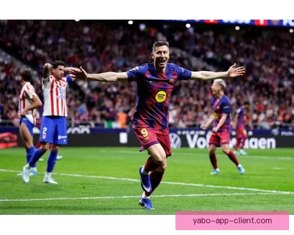 马竞巴萨激战半场平局 朱利亚诺西蒙尼拉什福德进球 冈萨雷斯染红离场